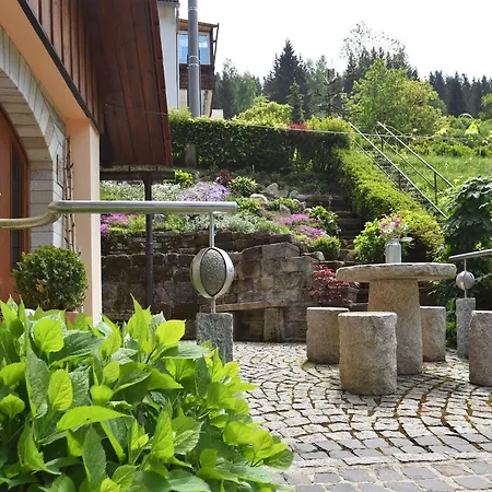 Dom wakacyjny Relaxing With Garden *